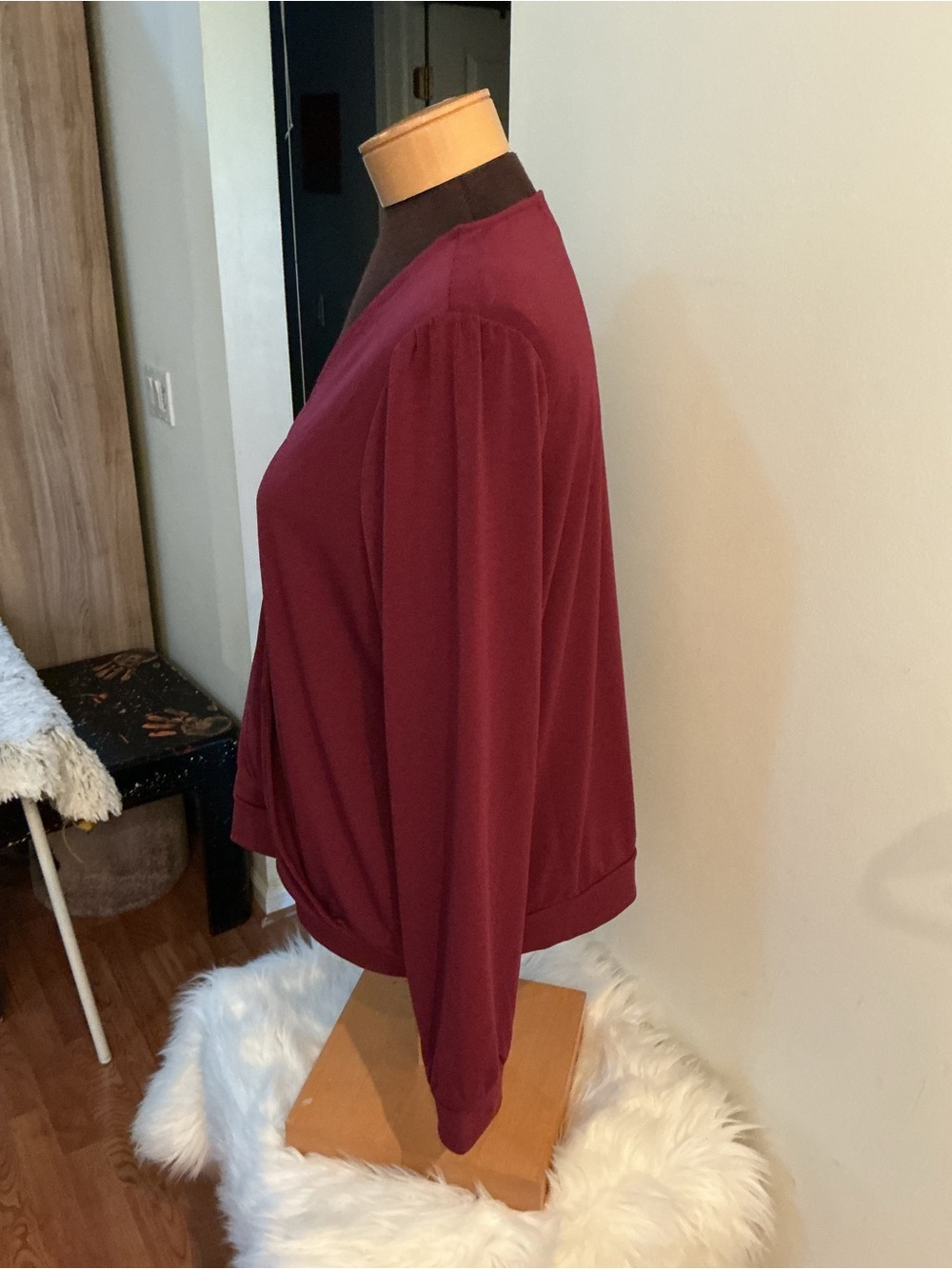 Banana Republic XL Burgundy Surplice Wrap Blouse Long Sleeve NWT - Picture 7 of 15